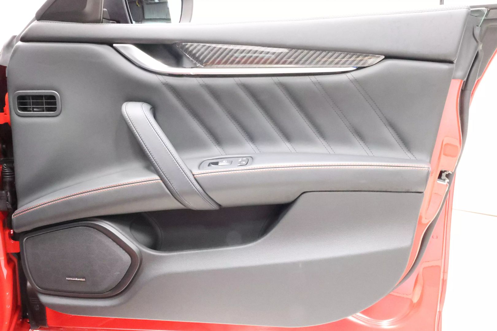 2022 Maserati Ghibli - Image 78