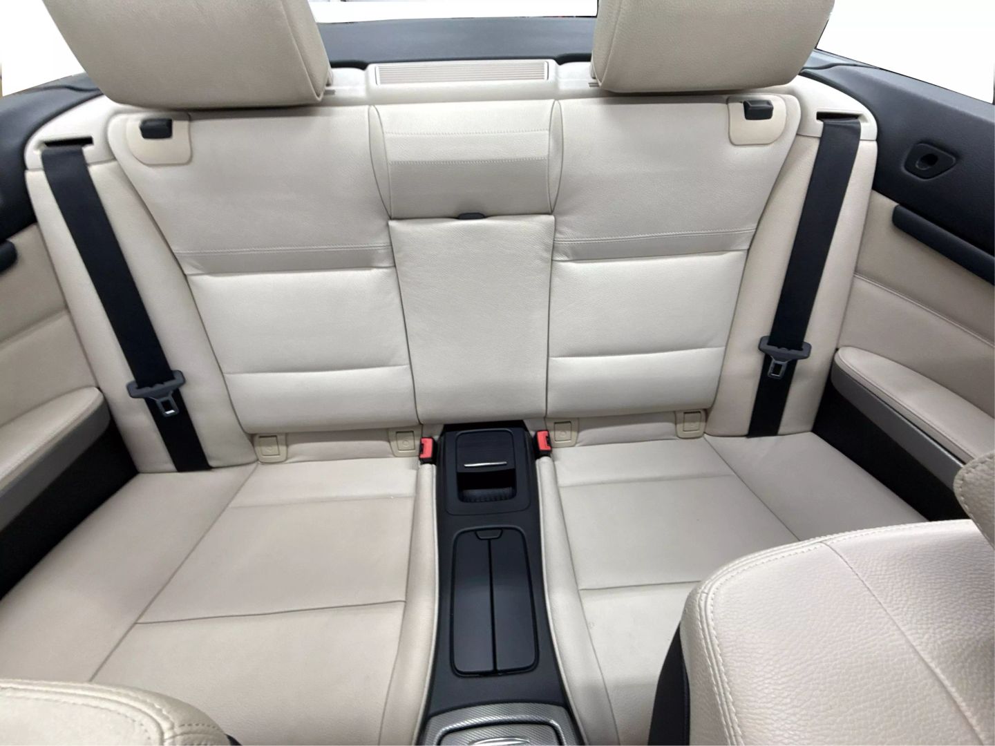 2011 Bmw 3 Series - Image 35