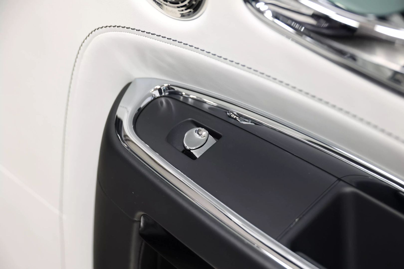 2019 Rolls-royce Ghost - Image 83
