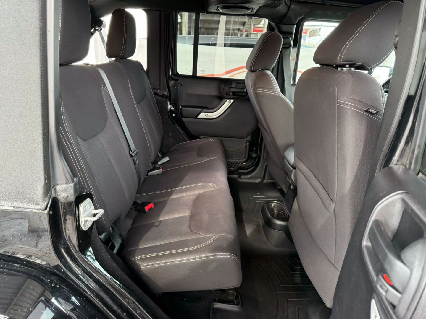 2014 Jeep Wrangler - Image 22