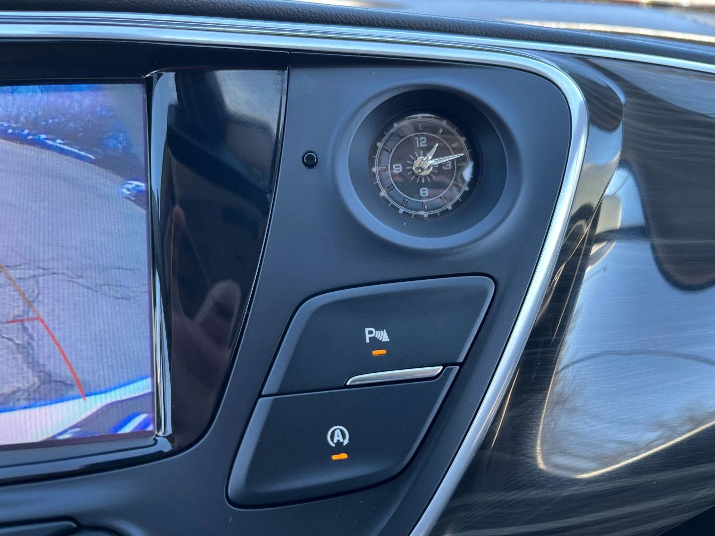 2020 BUICK ENVISION SUV 4-CYL, 2.5 LITER ESSENCE SPORT UTILITY 4D