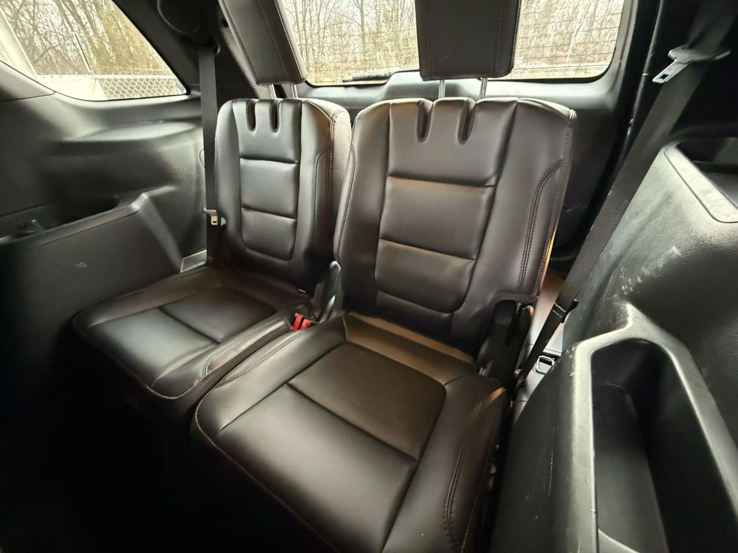 2017 Ford Explorer - Image 20