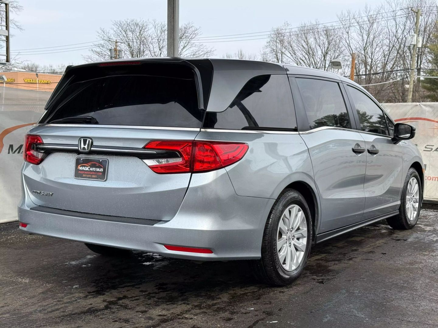 2021 Honda Odyssey - Image 11
