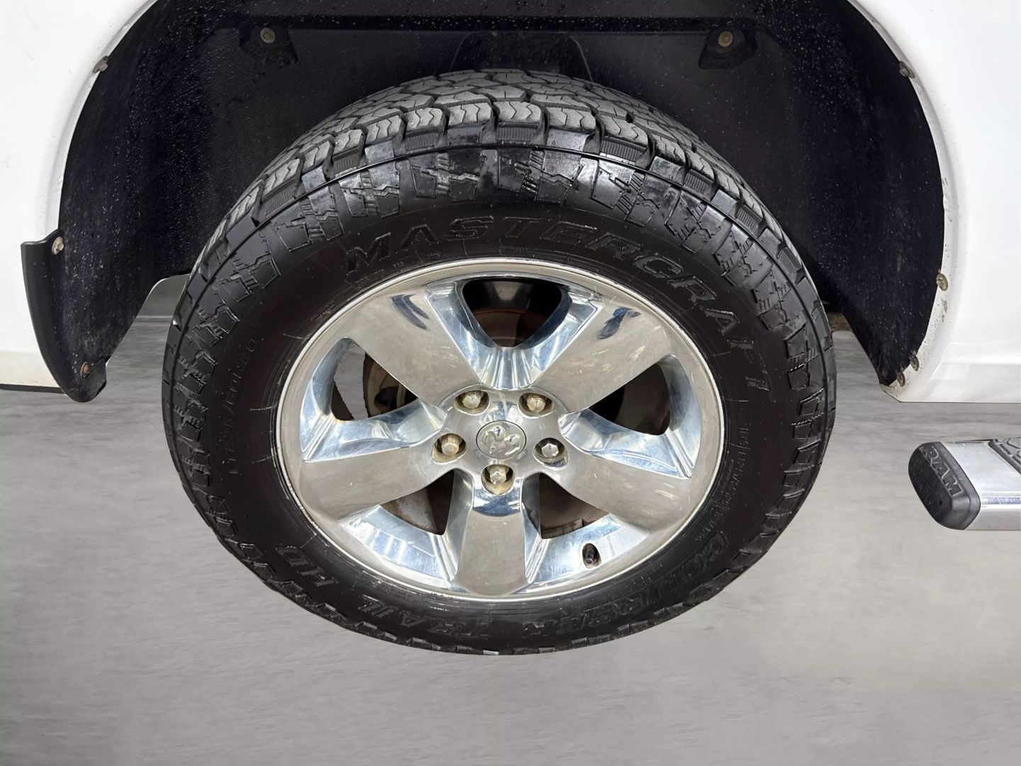 2015 Ram 1500 Crew Cab - Image 14