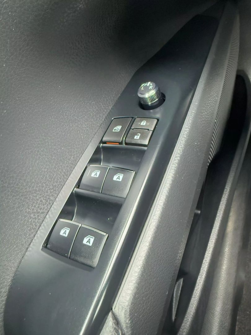 2018 Toyota Camry - Image 45