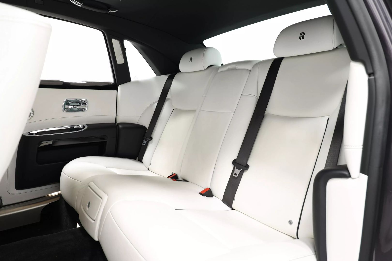 2019 Rolls-royce Ghost - Image 48
