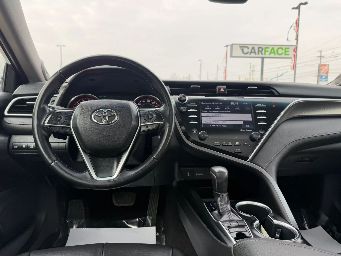 2018 Toyota Camry - Image 28
