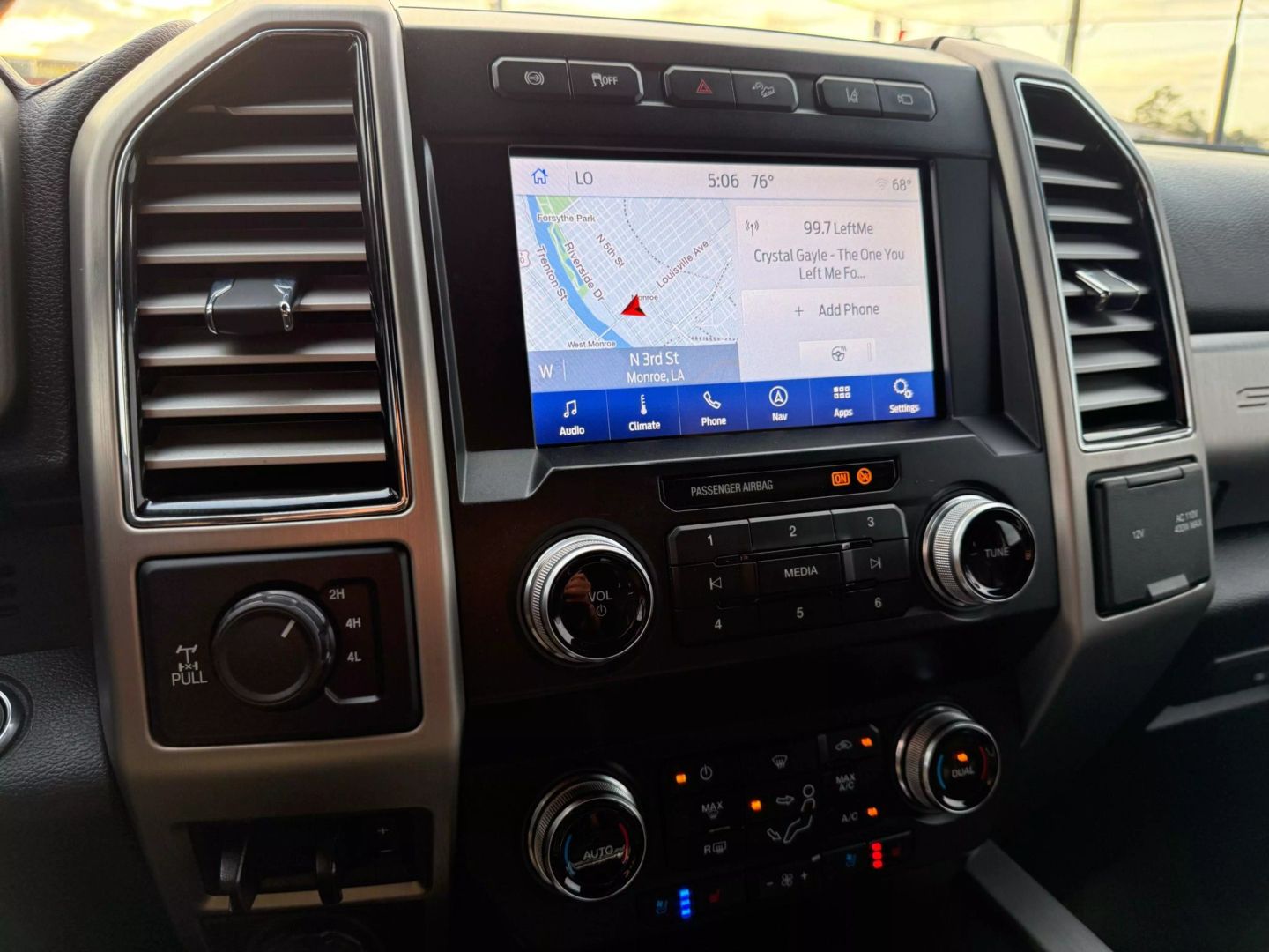2021 Ford F250 Super Duty Crew Cab - Image 27