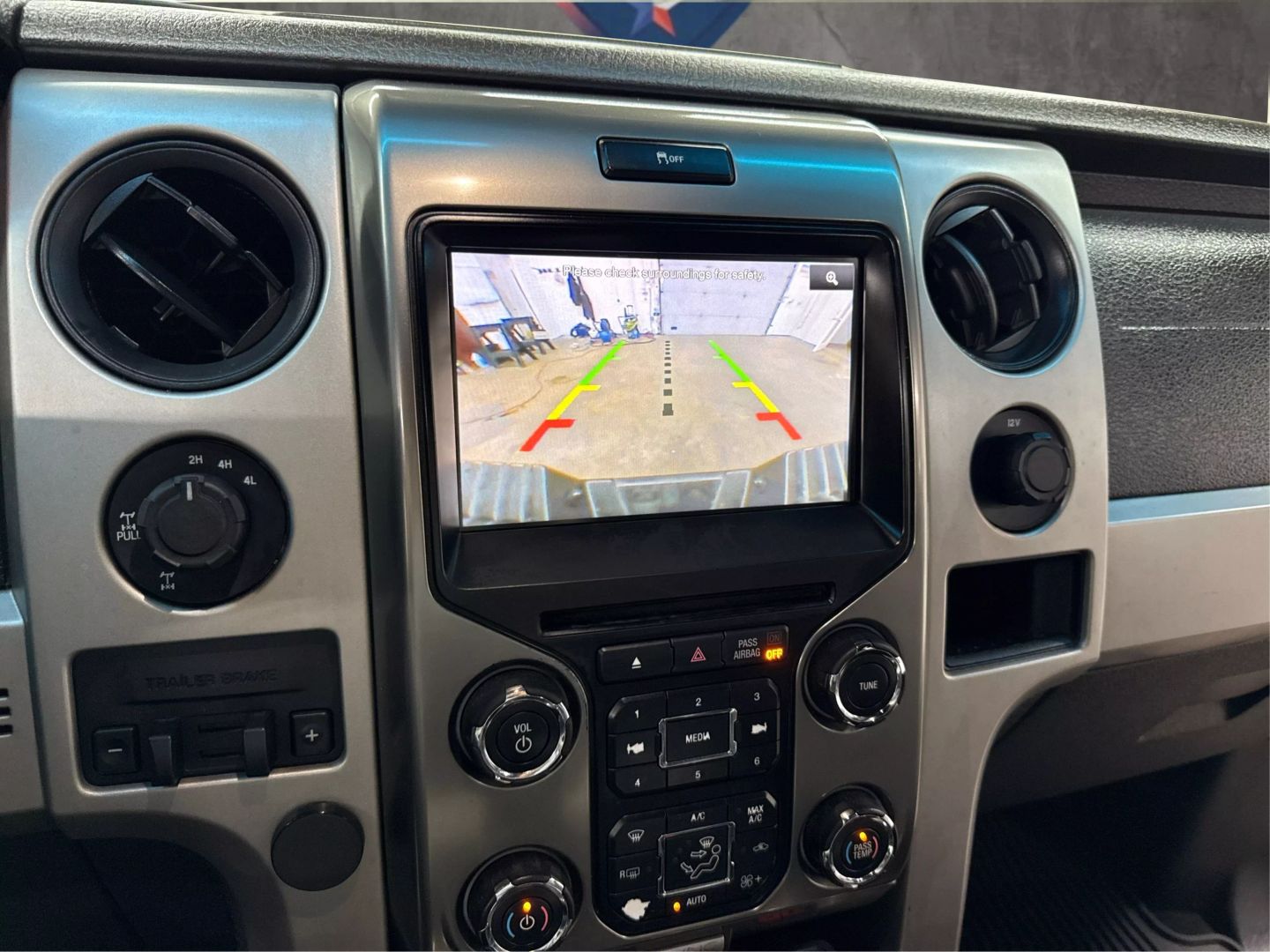 2013 Ford F150 Supercrew Cab - Image 21