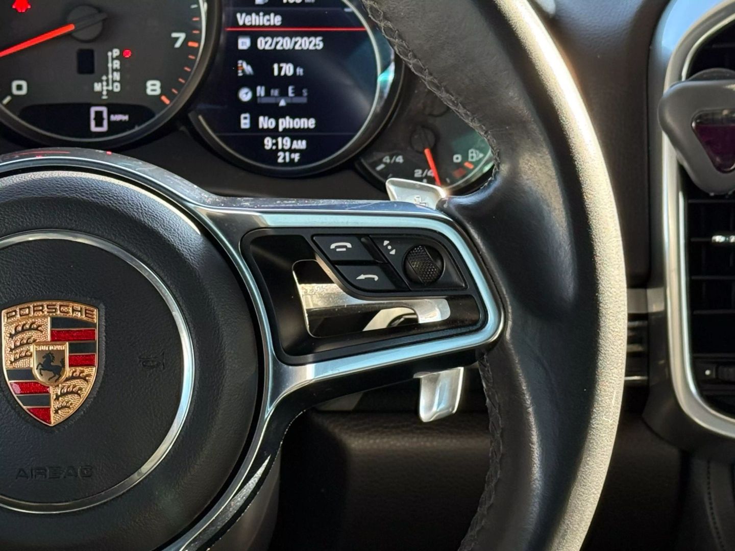 2016 Porsche Cayenne - Image 36