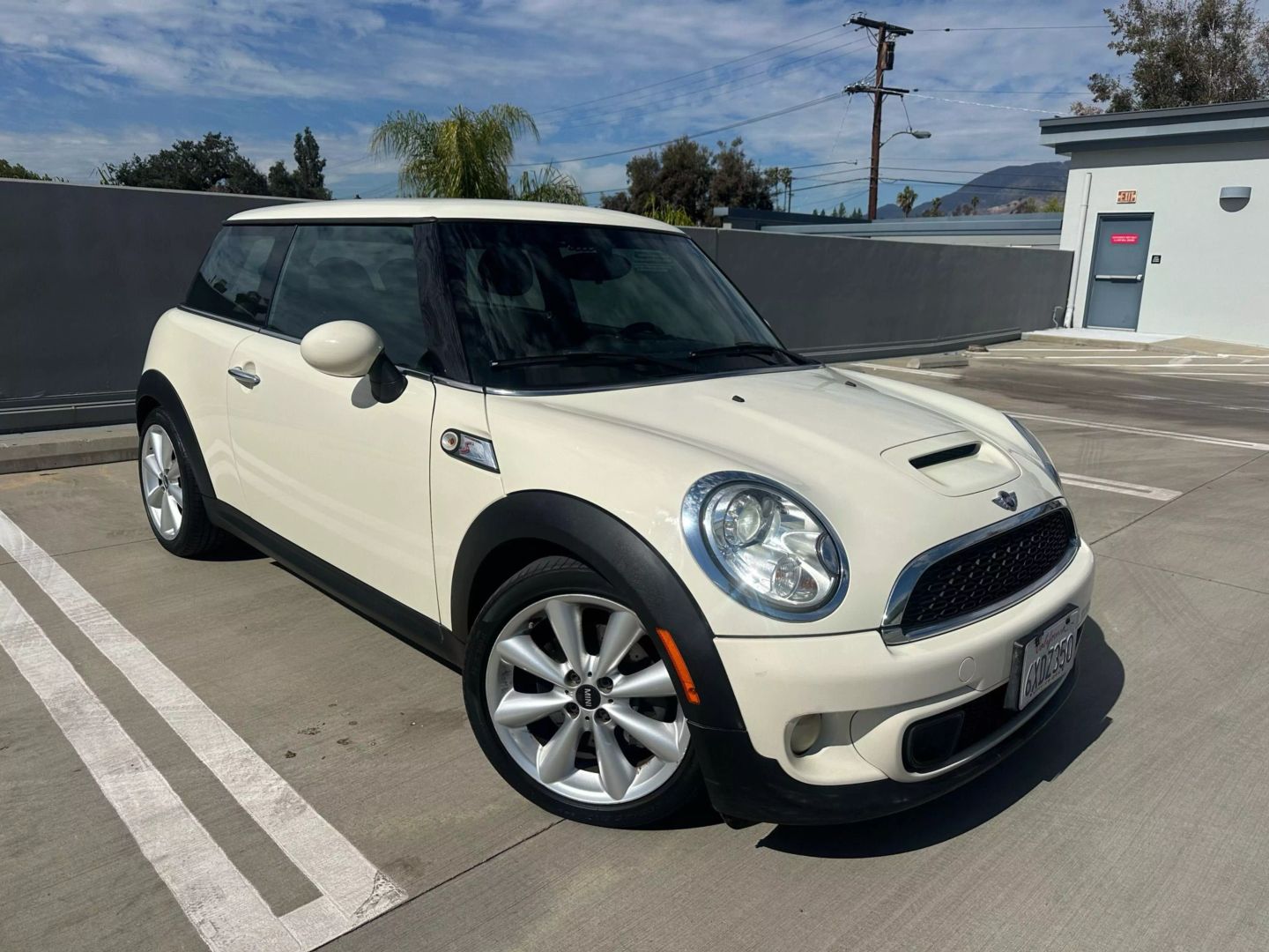 2013 MINI Cooper S's photo