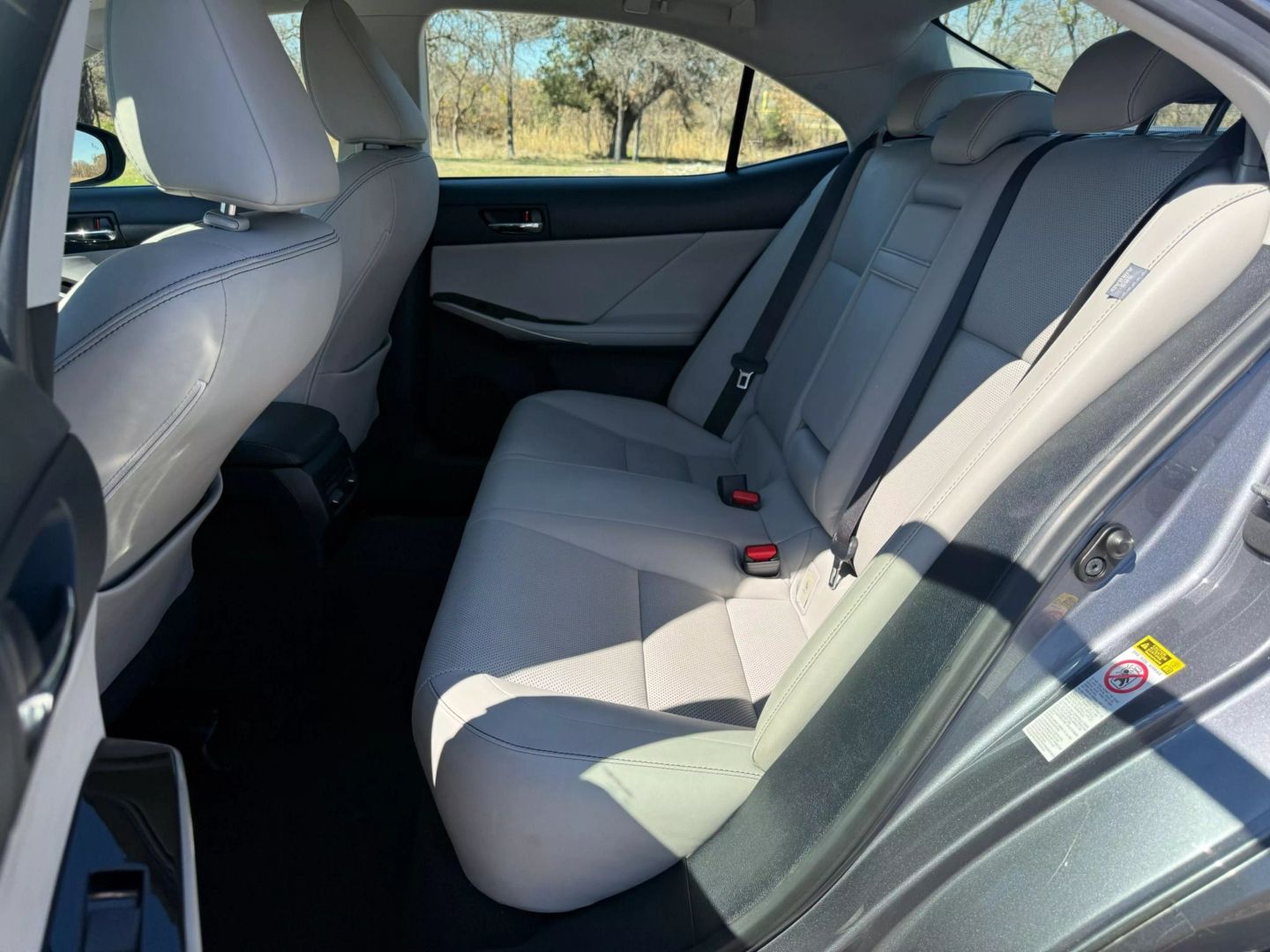 2015 Lexus Is - Image 5
