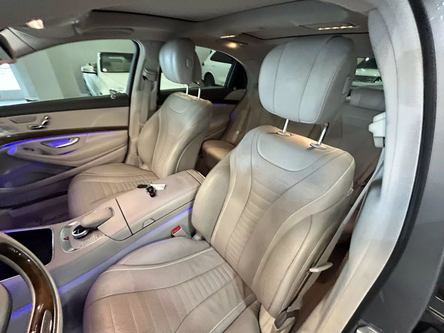 2014 Mercedes-benz S-class S 550 Sedan 4d - Image 9