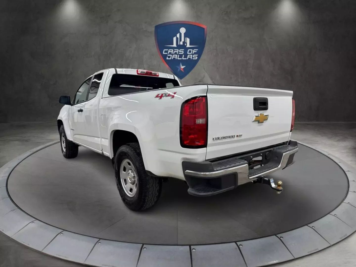 2017 Chevrolet Colorado Extended Cab - Image 3