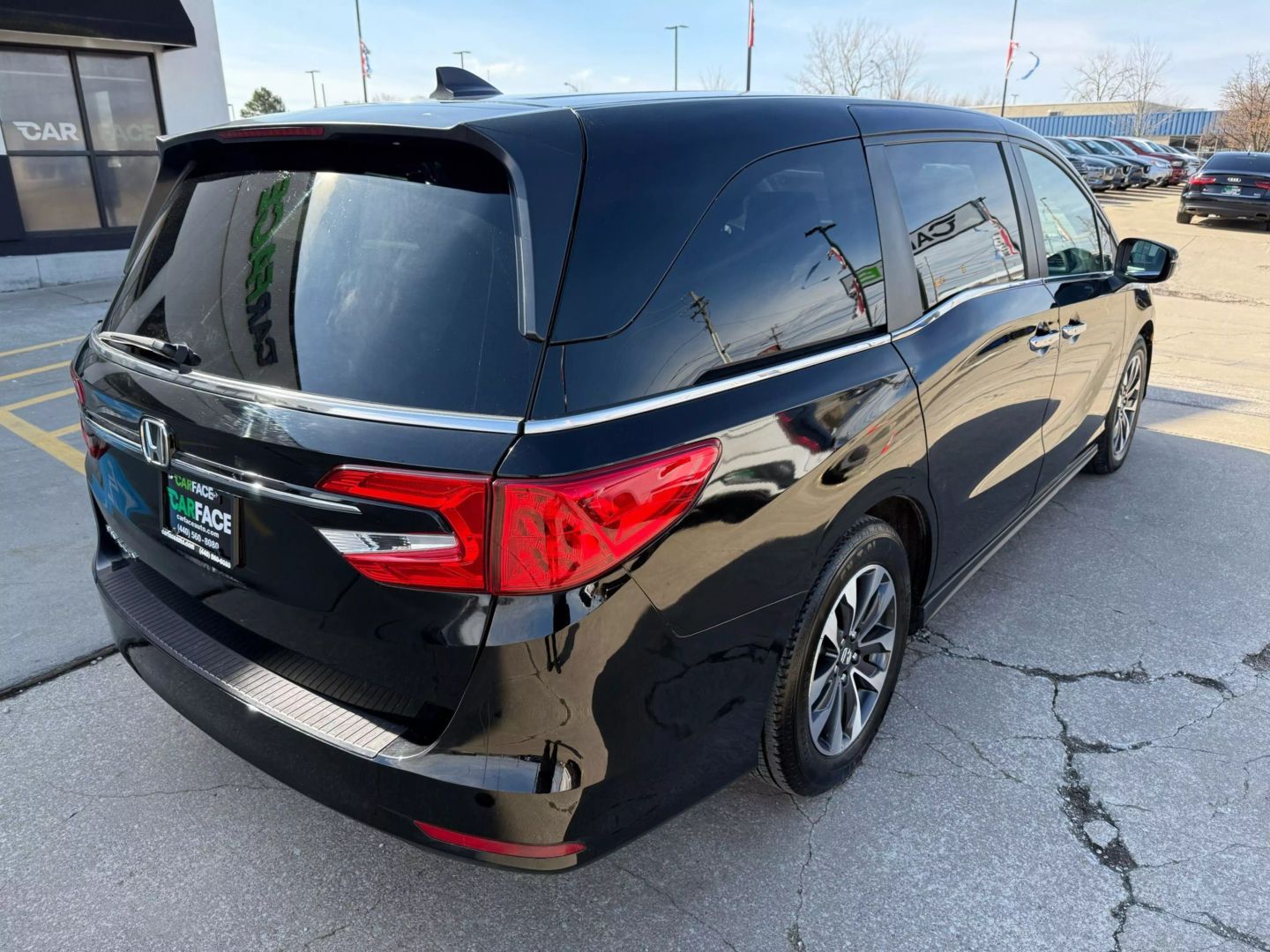 2022 Honda Odyssey - Image 16