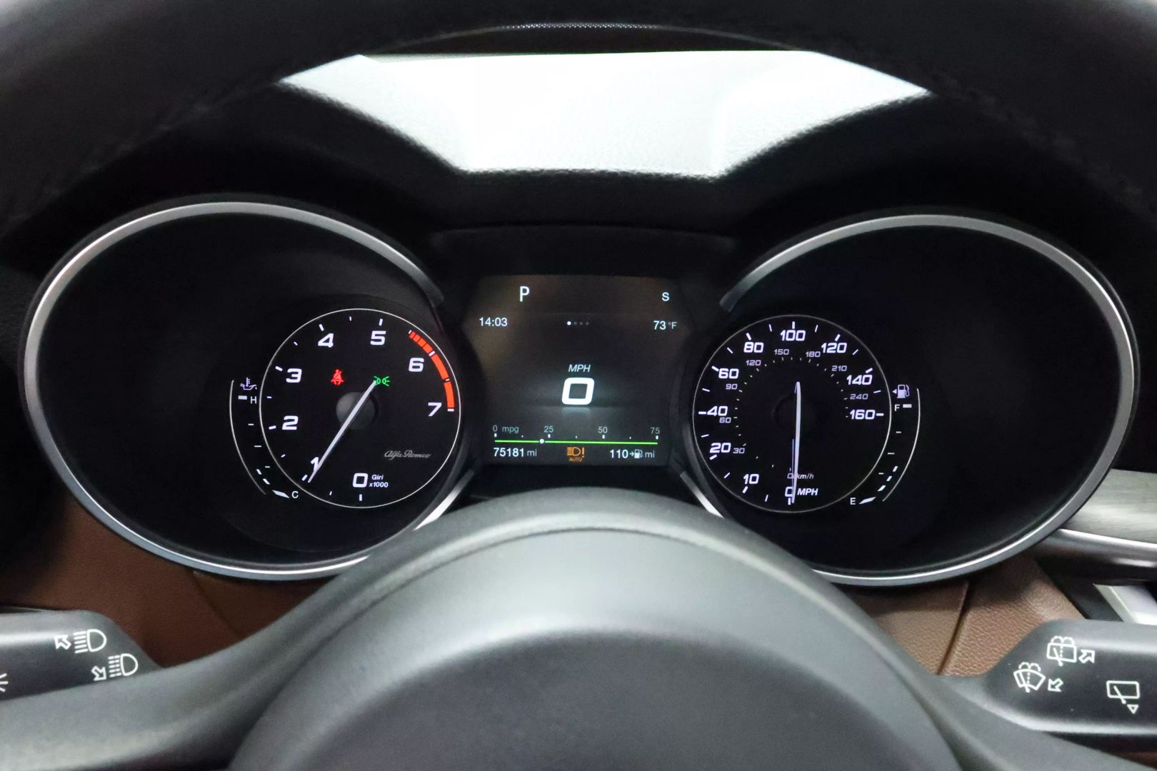 2018 Alfa Romeo Stelvio - Image 29
