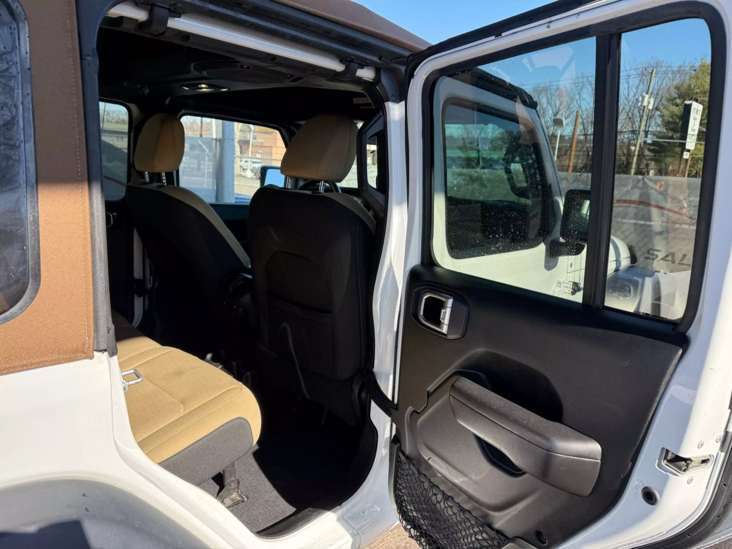 2019 Jeep Wrangler Unlimited - Image 21