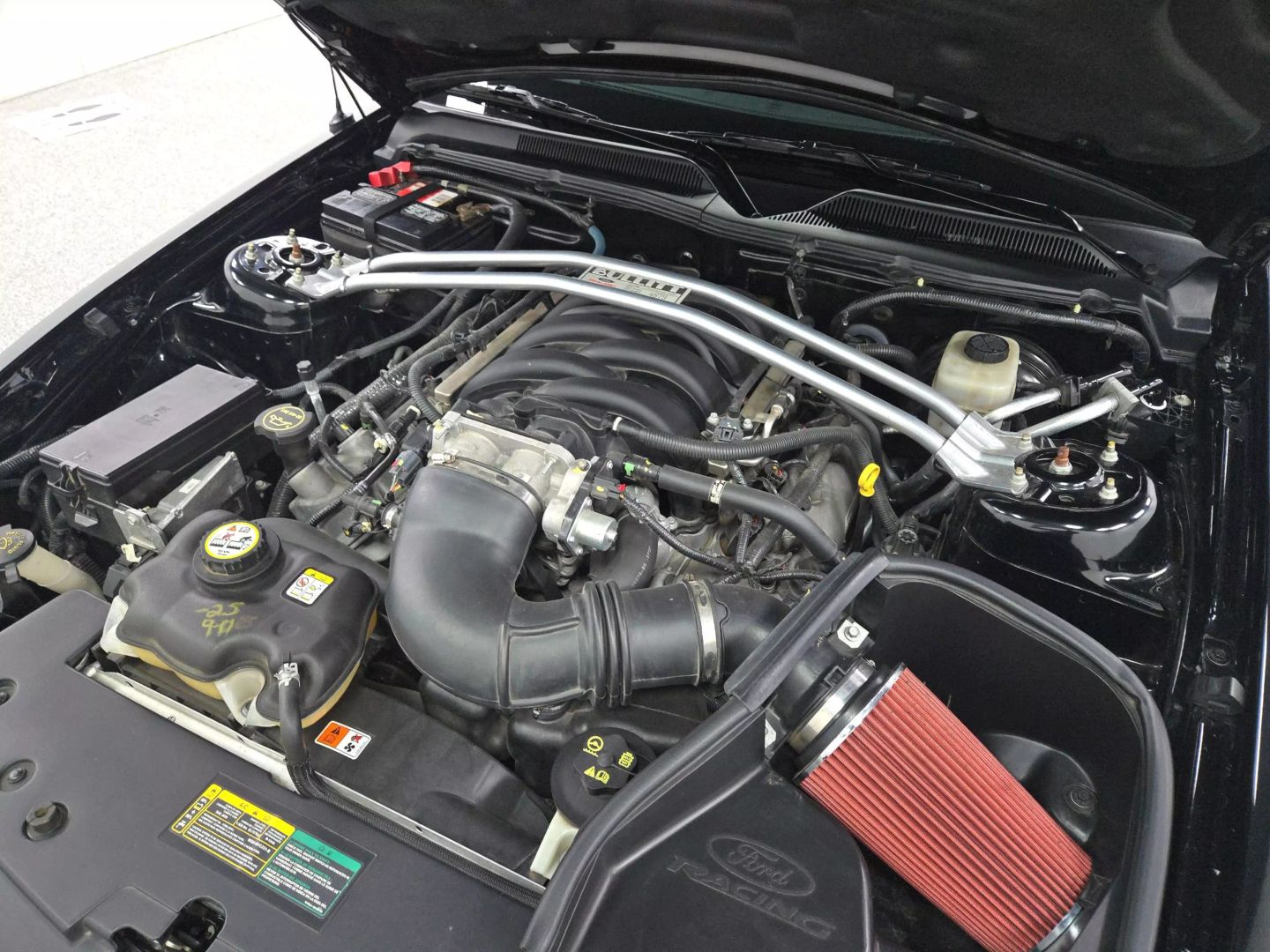 2008 Ford Mustang - Image 21
