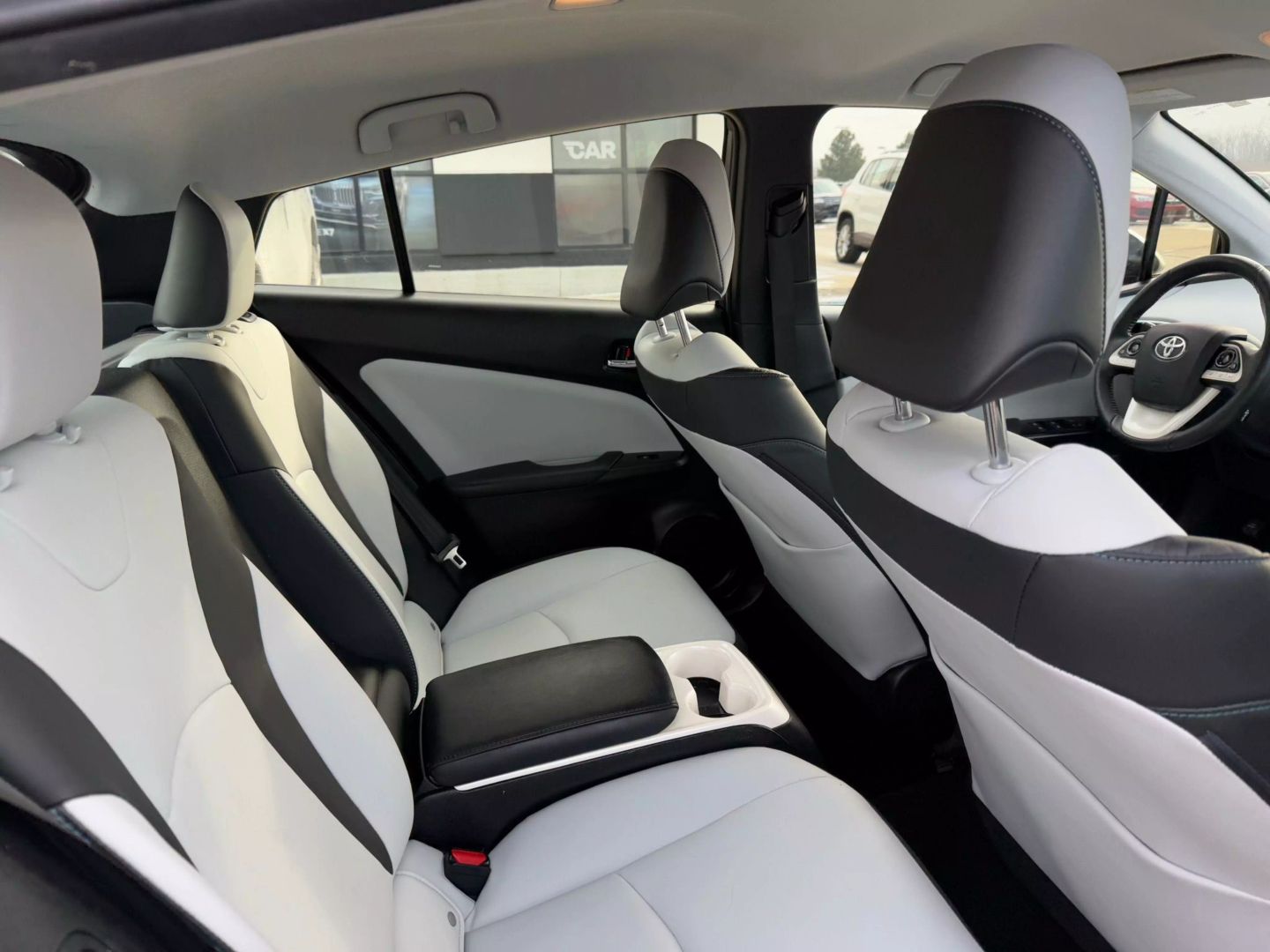 2017 Toyota Prius Prime - Image 24