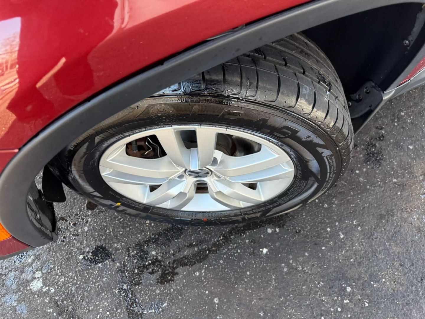 2014 Volkswagen Tiguan - Image 34