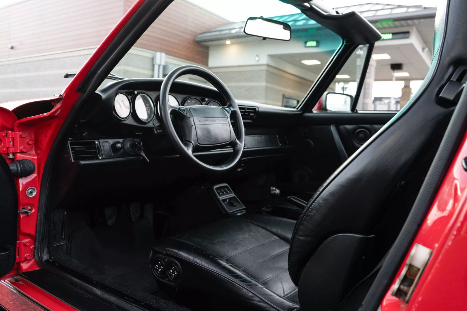 1990 Porsche 911 Carrera 2 - Image 66