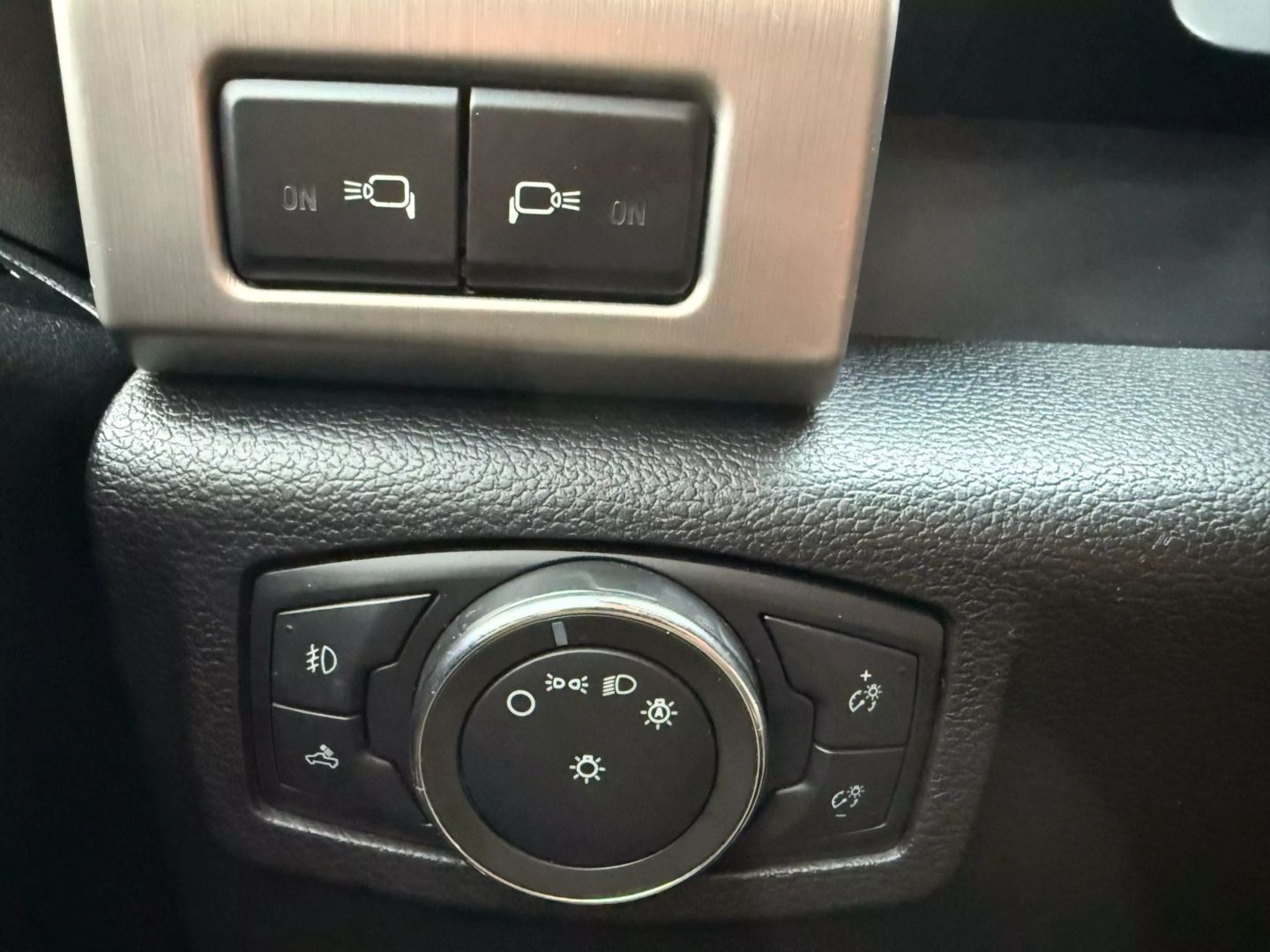 2021 Ford F250 Super Duty Crew Cab - Image 37
