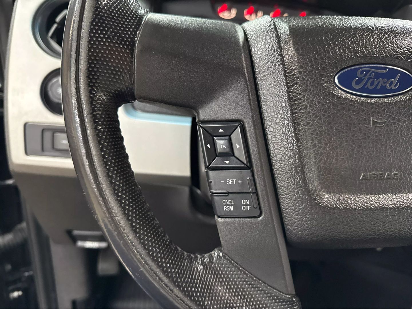 2013 Ford F150 Supercrew Cab - Image 24