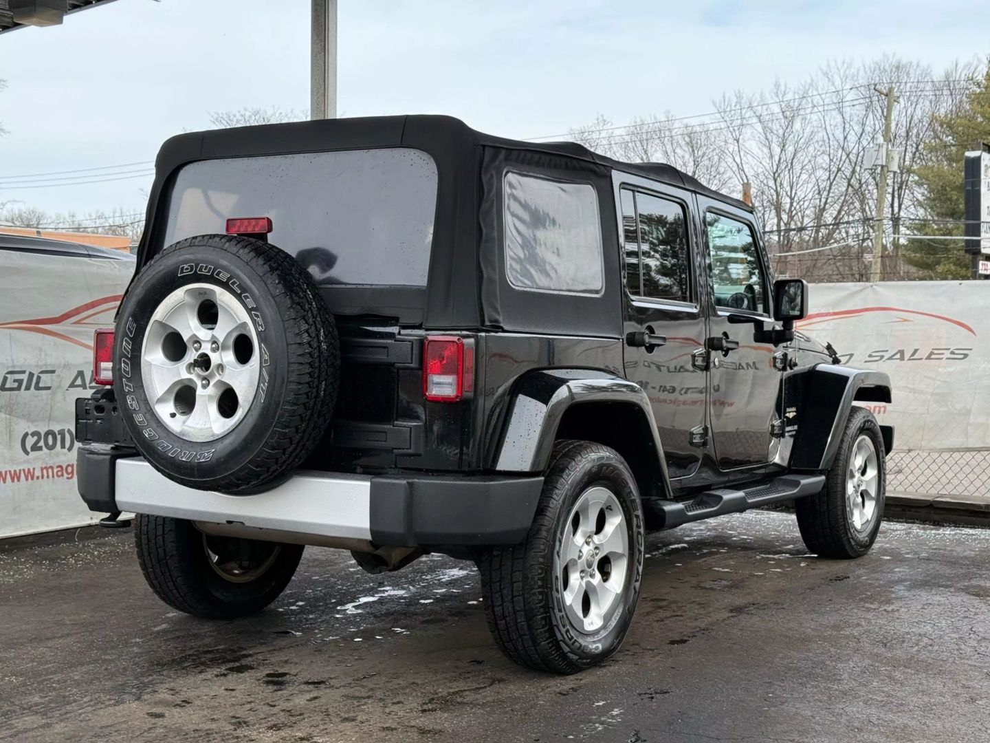 2014 Jeep Wrangler - Image 11