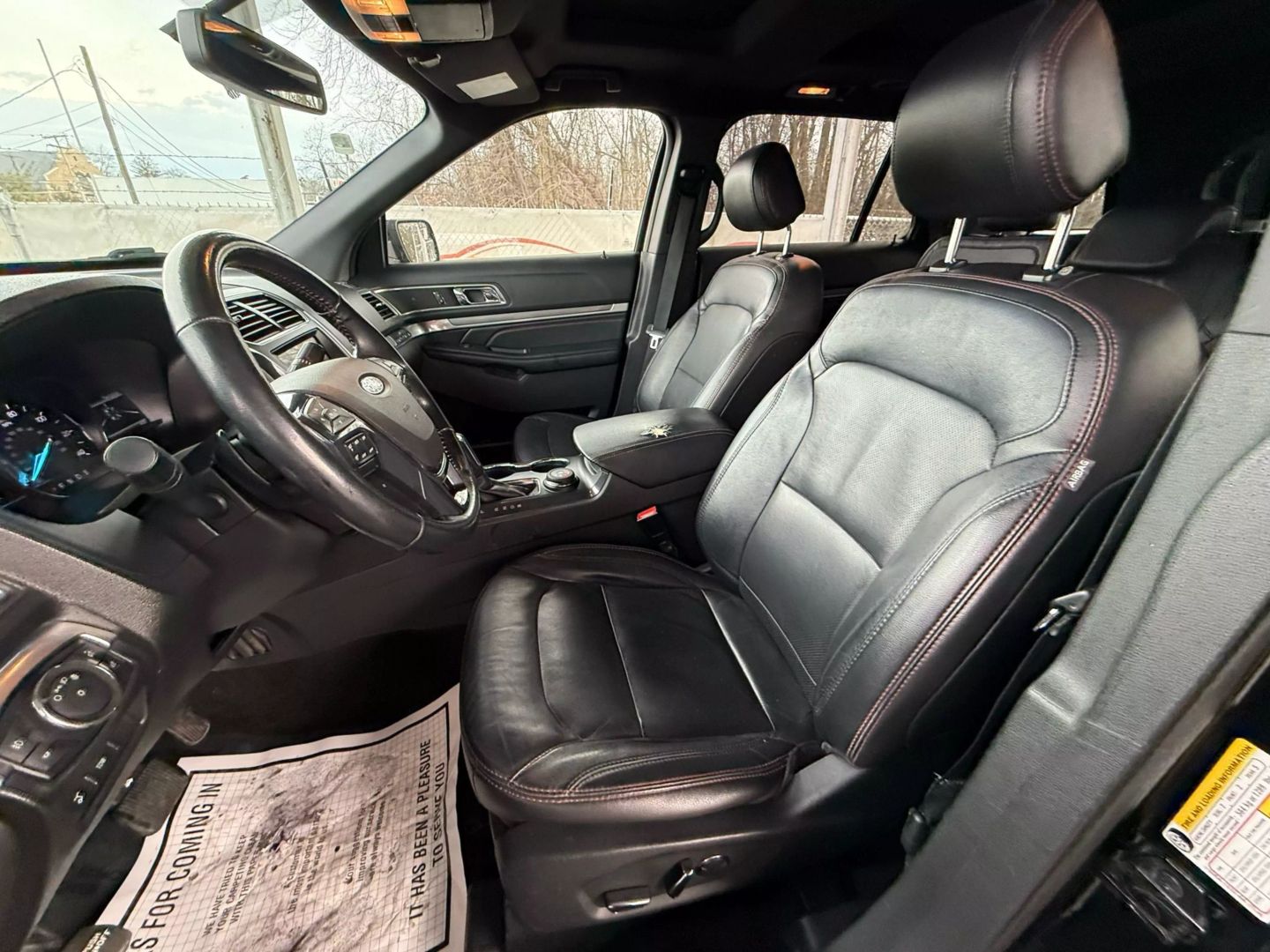 2017 Ford Explorer - Image 16