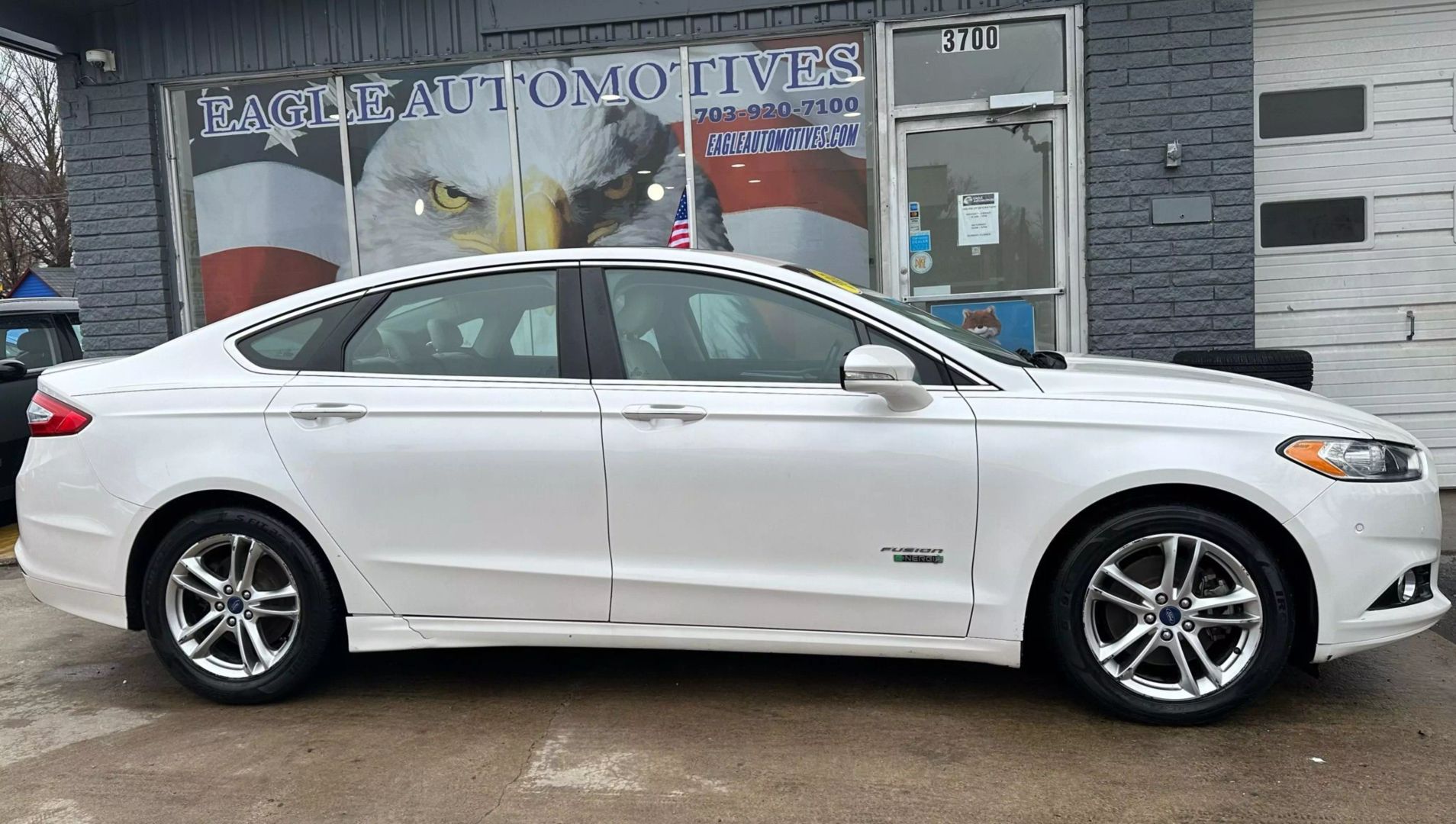 Used 2015 Ford Fusion Energi Titanium with VIN 3FA6P0SU6FR247012 for sale in Arlington, VA