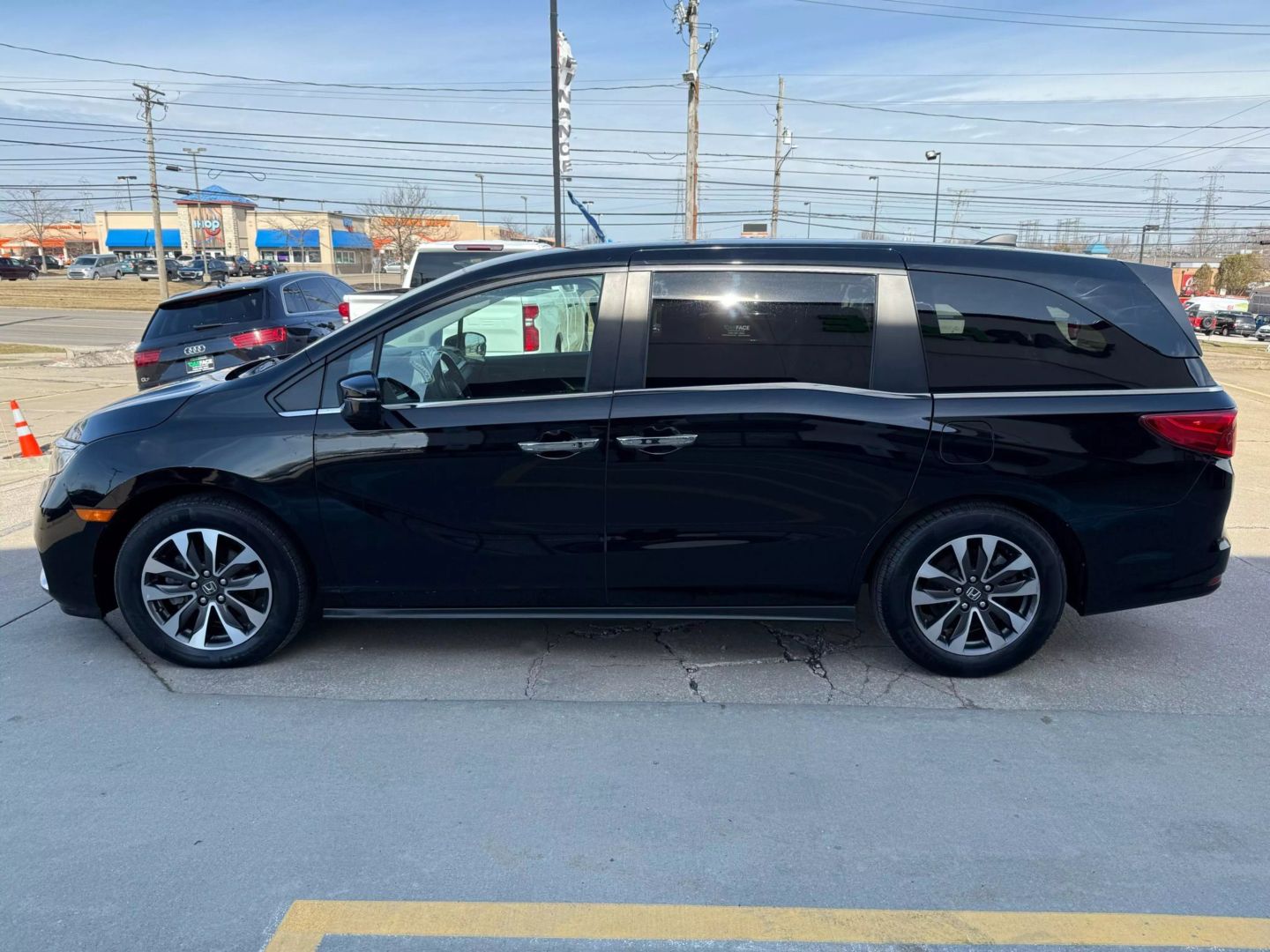 2022 Honda Odyssey - Image 6