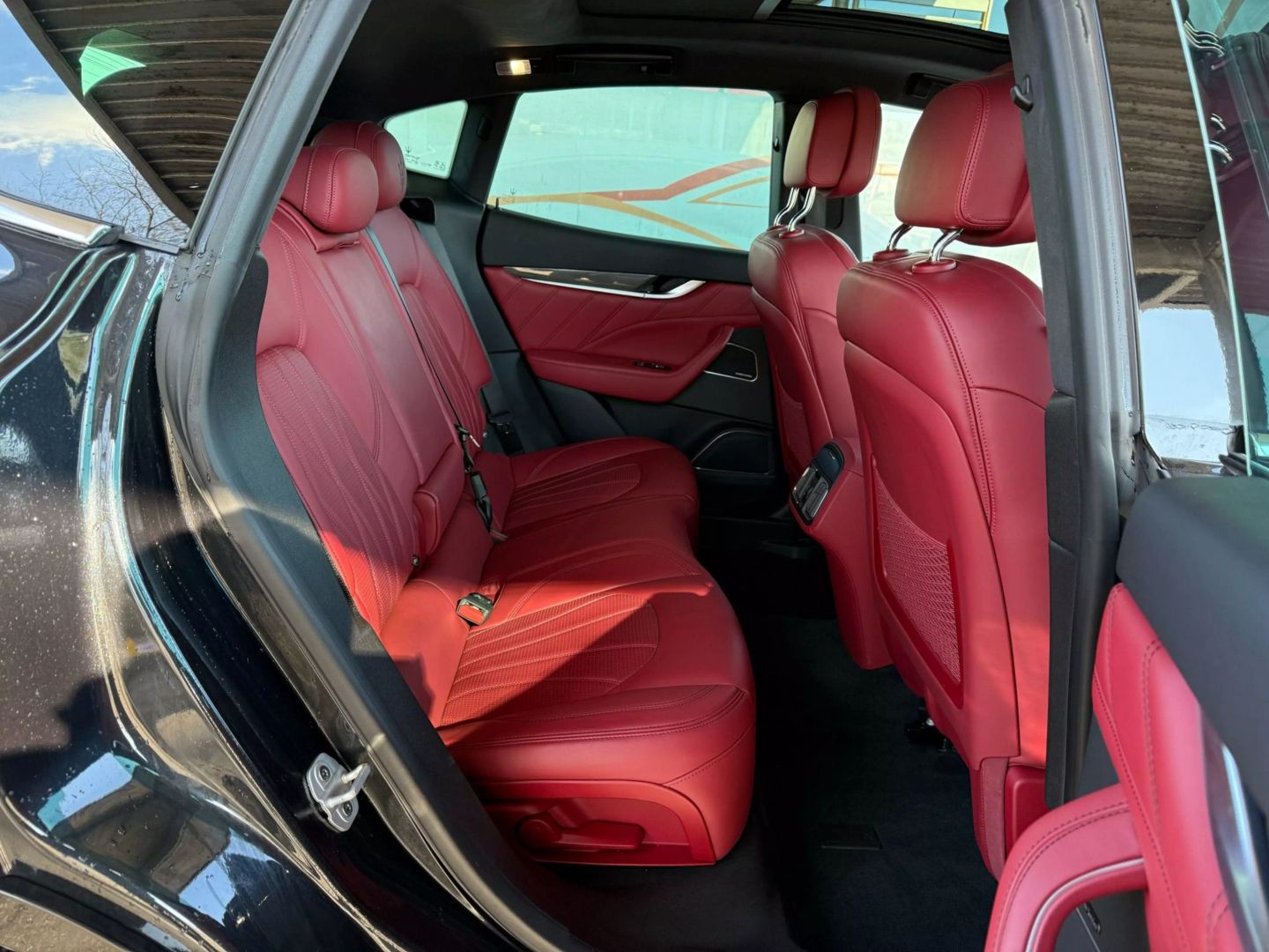 2021 Maserati Levante - Image 24