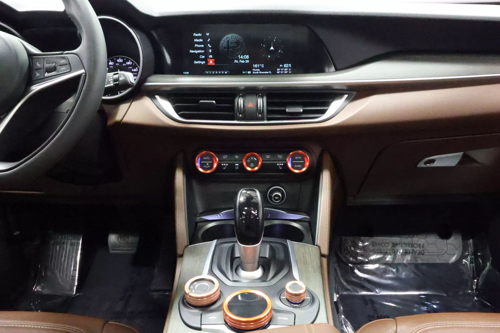 2018 Alfa Romeo Stelvio - Image 43
