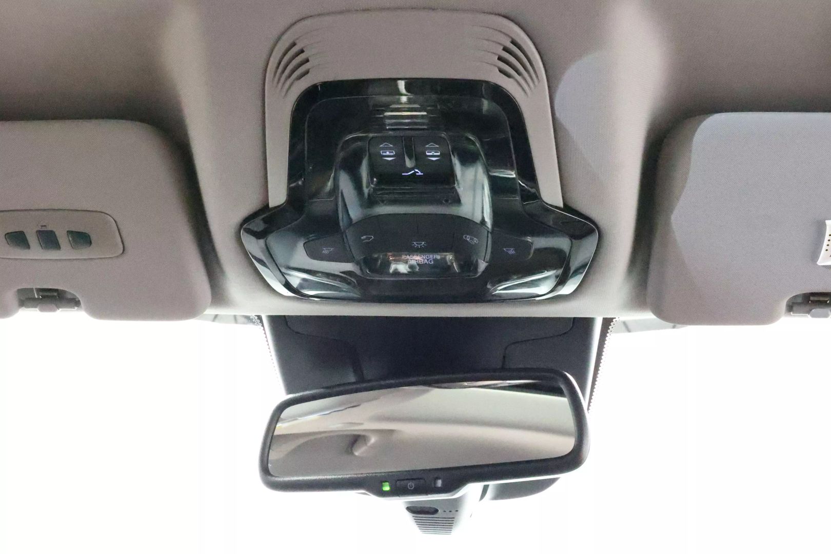 2018 Alfa Romeo Stelvio - Image 46
