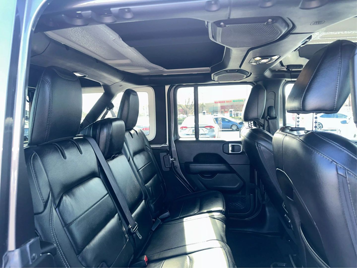 2019 JEEP WRANGLER UNLIMITED SUV 4-CYL, TURBO, 2.0 LITER SAHARA SPORT UTILITY 4D