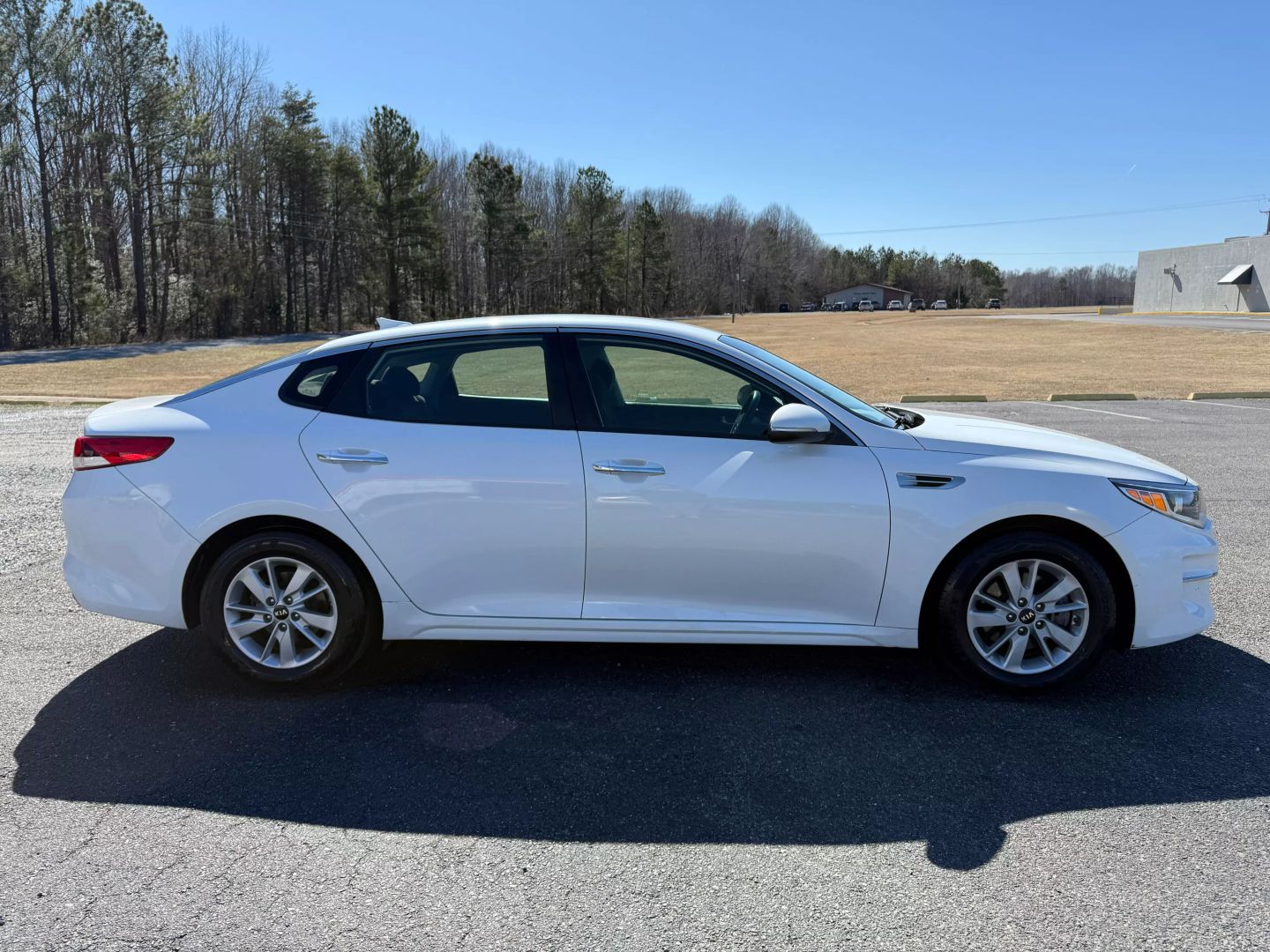 2016 Kia Optima - Image 4