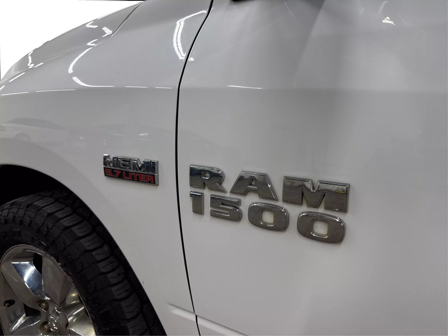 2015 Ram 1500 Crew Cab - Image 18