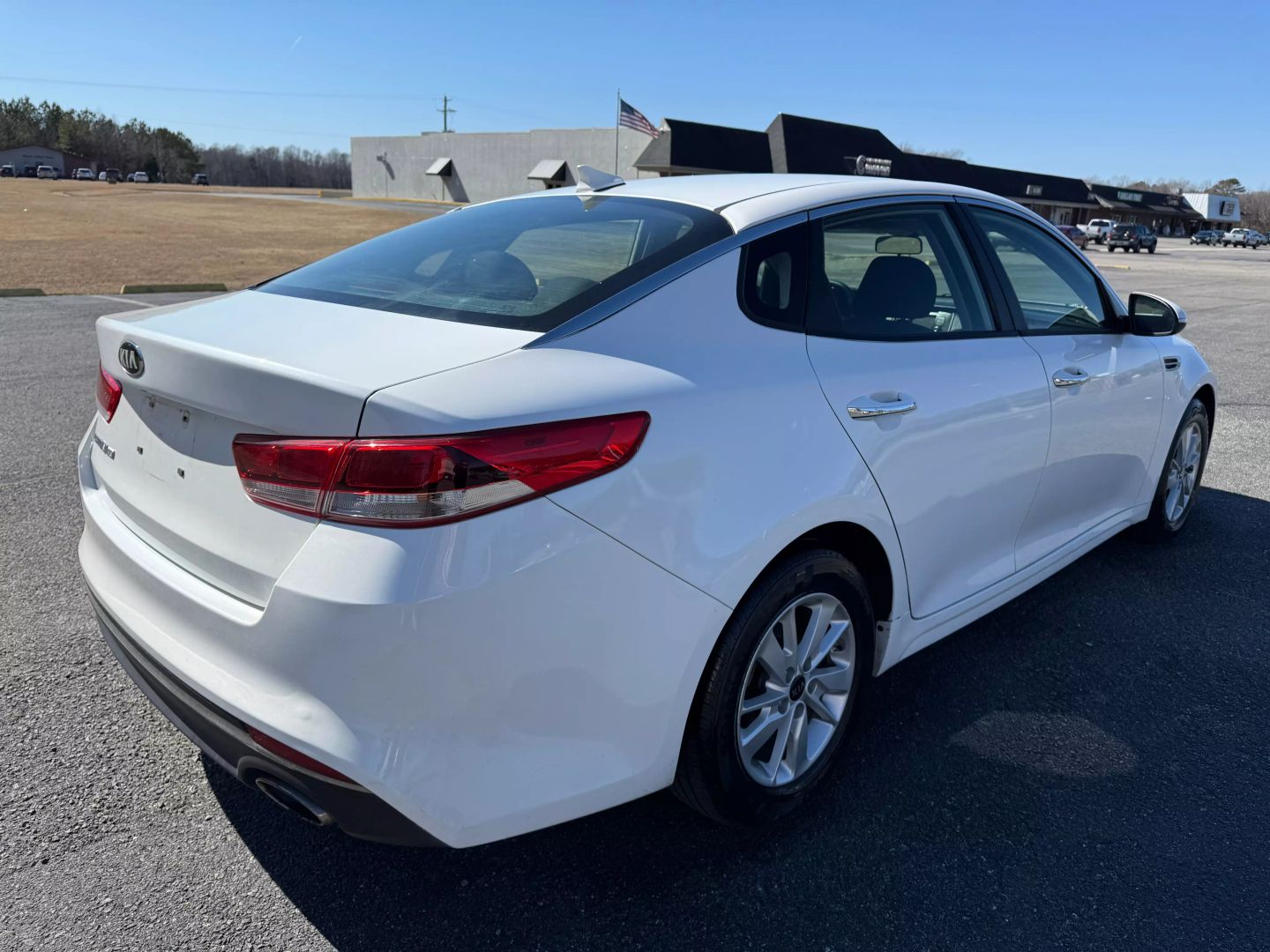 2016 Kia Optima - Image 5