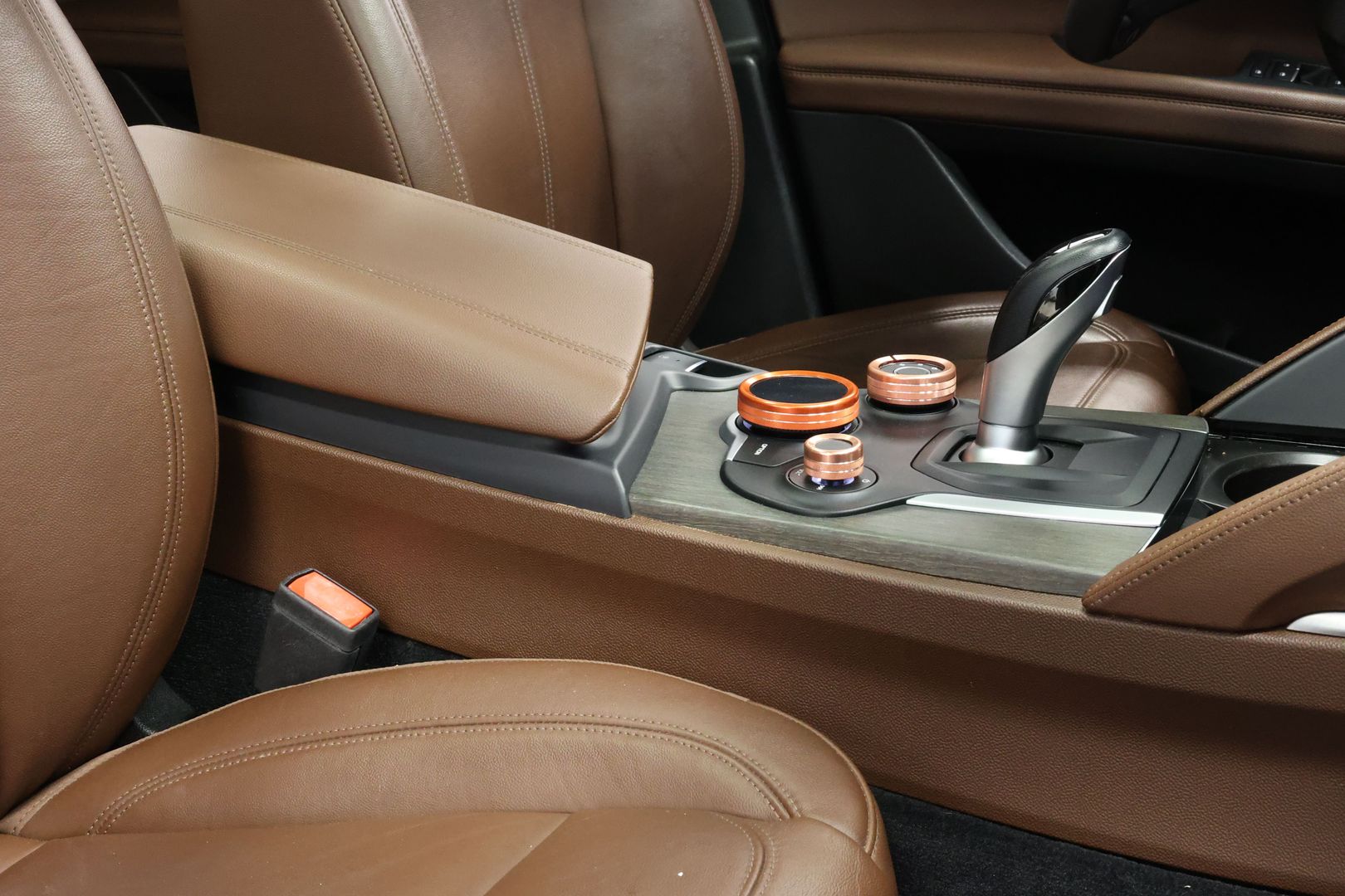 2018 Alfa Romeo Stelvio - Image 86