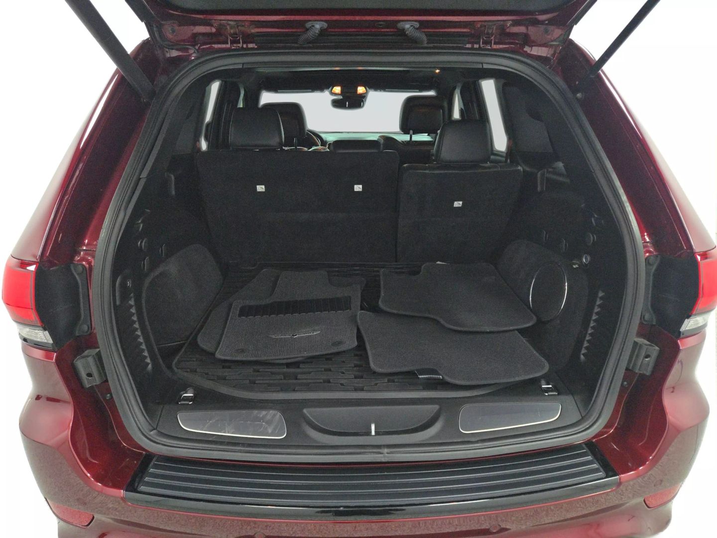2018 Jeep Grand Cherokee - Image 11