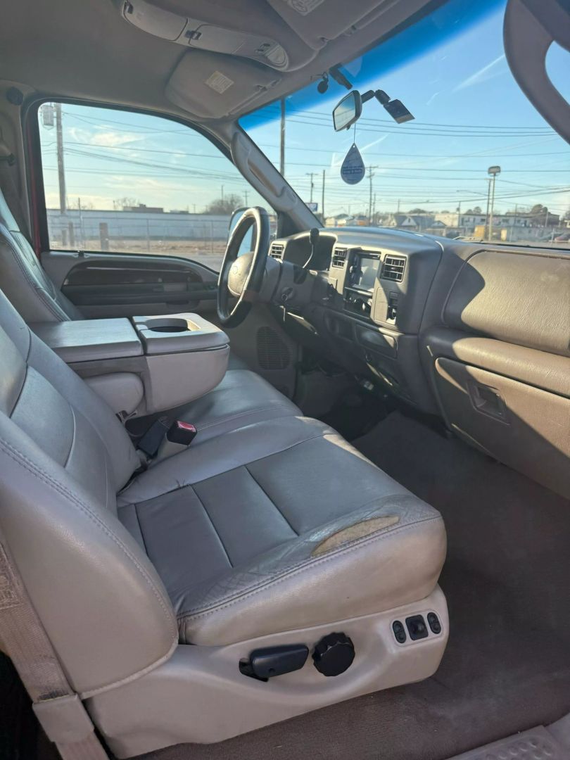 2003 Ford F350 Super Duty Crew Cab - Image 6