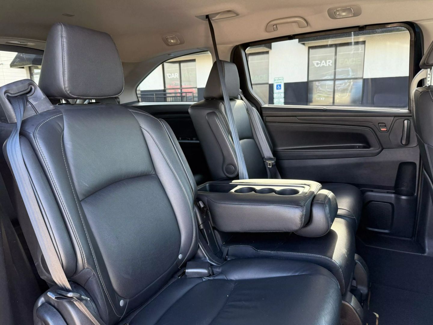 2022 Honda Odyssey - Image 28