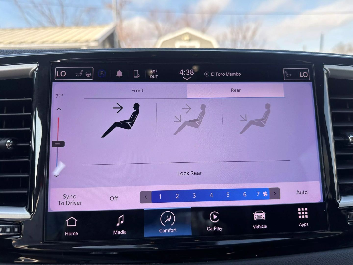 2023 Chrysler Pacifica - Image 9