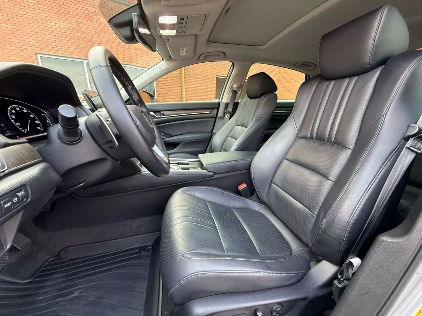 2018 Honda Accord - Image 2