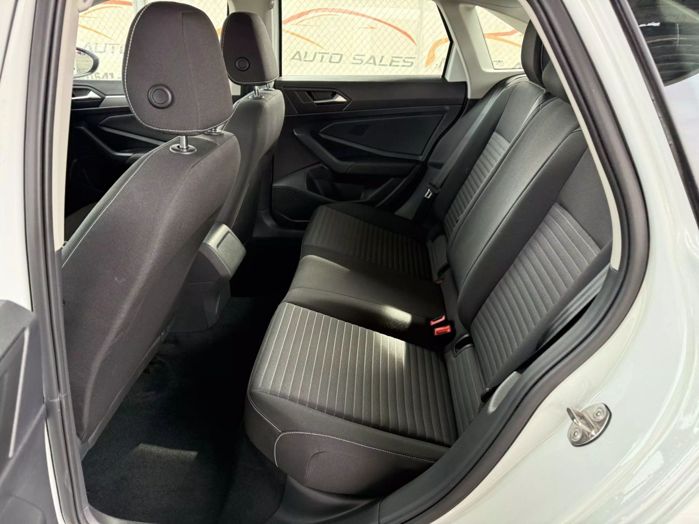 2022 Volkswagen Jetta - Image 18