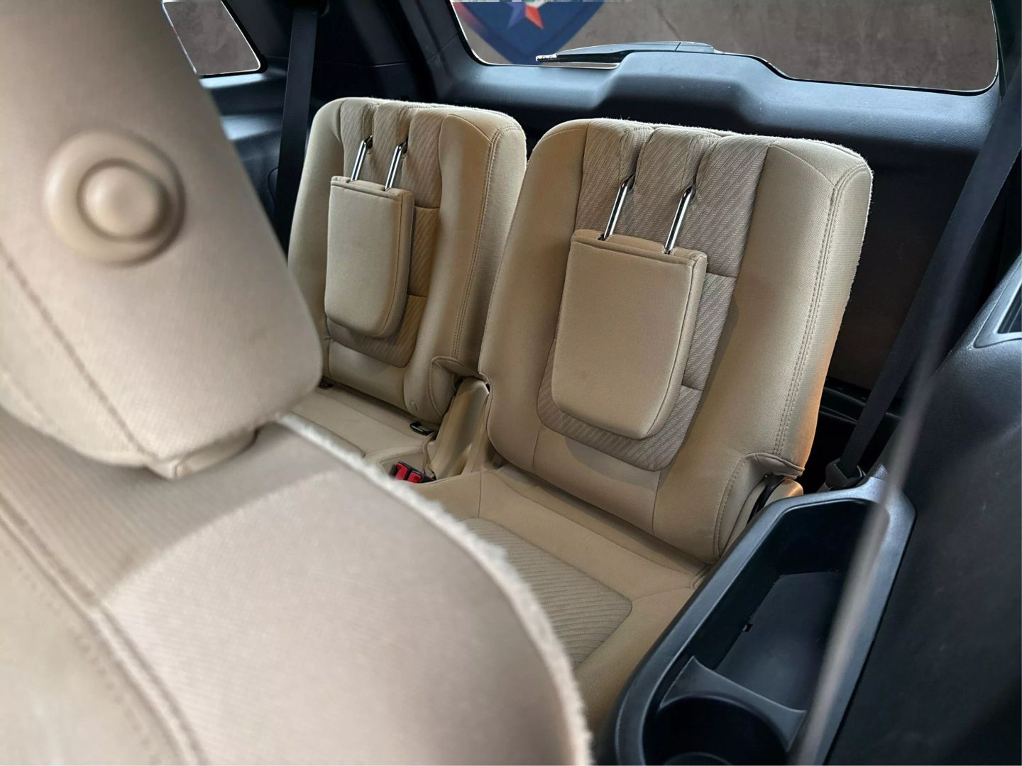 2017 Ford Explorer - Image 25