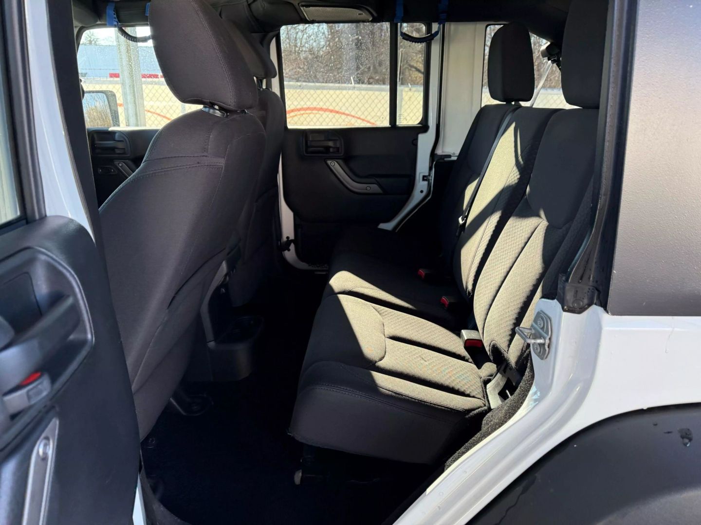 2017 Jeep Wrangler Unlimited - Image 18