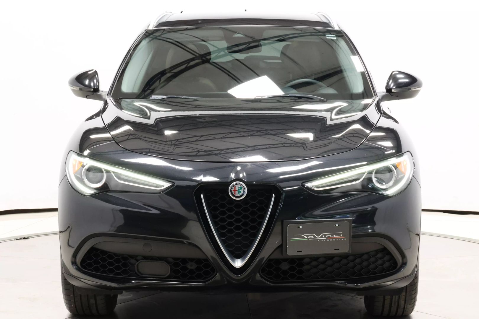 2018 Alfa Romeo Stelvio - Image 93