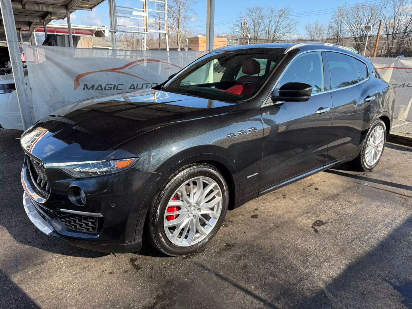 2021 Maserati Levante - Image 9