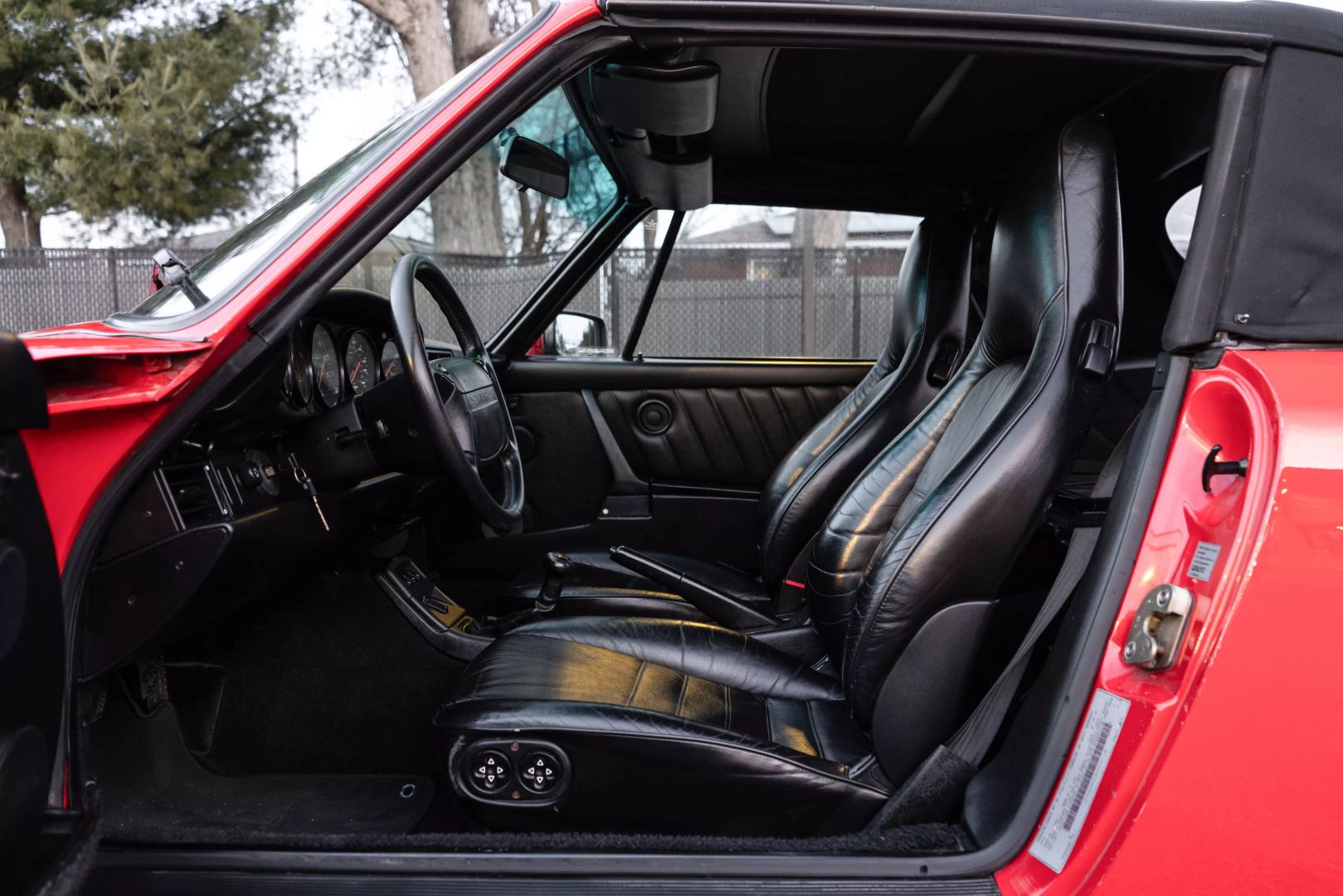 1990 Porsche 911 Carrera 2 - Image 61